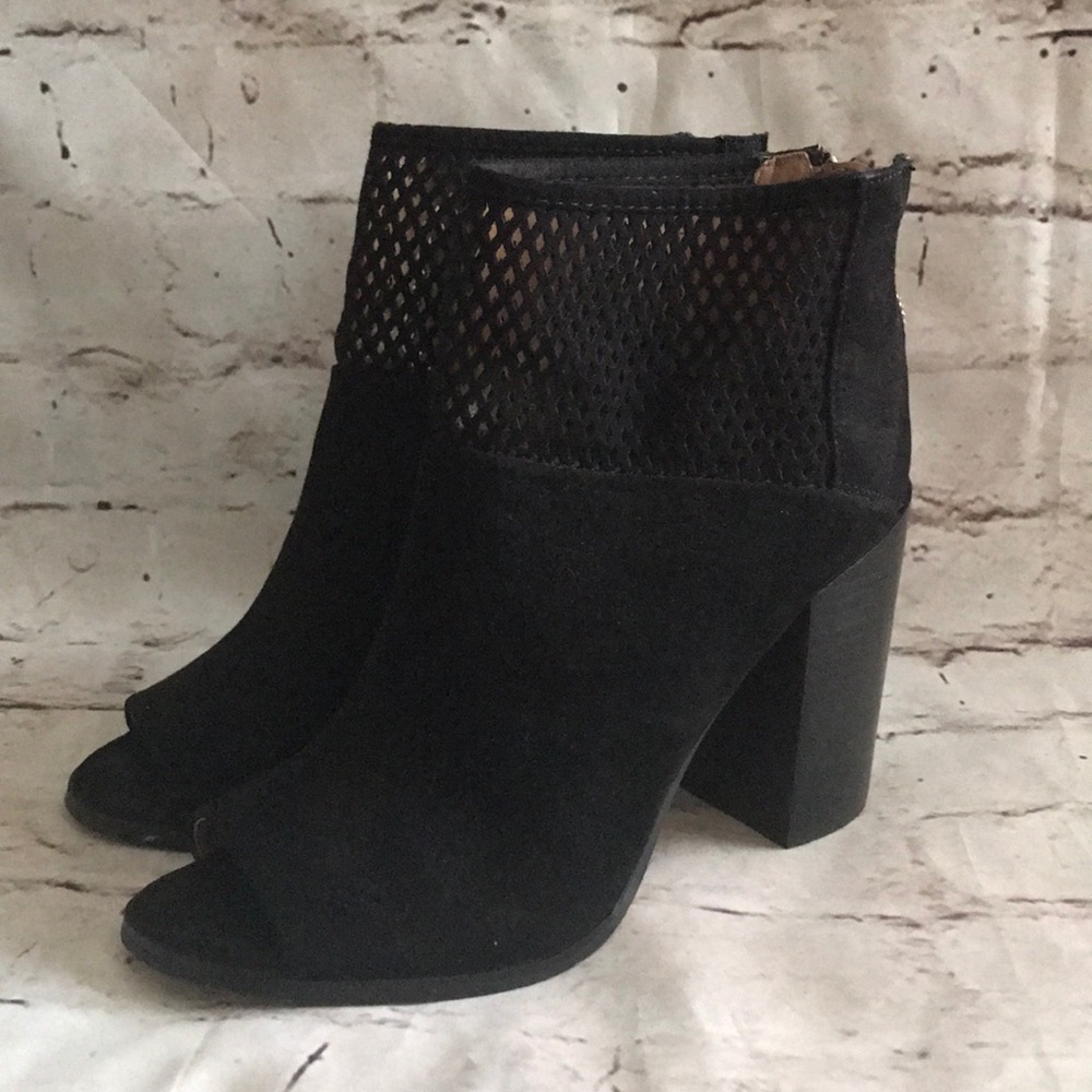 Report peep toe bootie